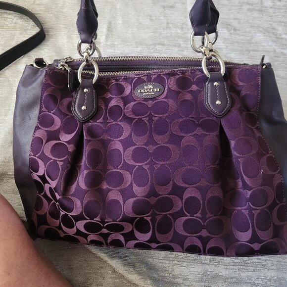 Coach Purse - Picture 1 of 4